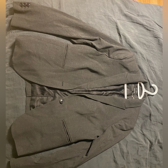 Everyday RW & CO Grey blazer! - Picture 4 of 5